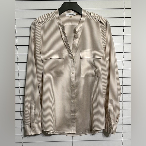 🛍️Calvin Klein stretches rolled up sleeve buttons front shirt size M - Picture 1 of 8